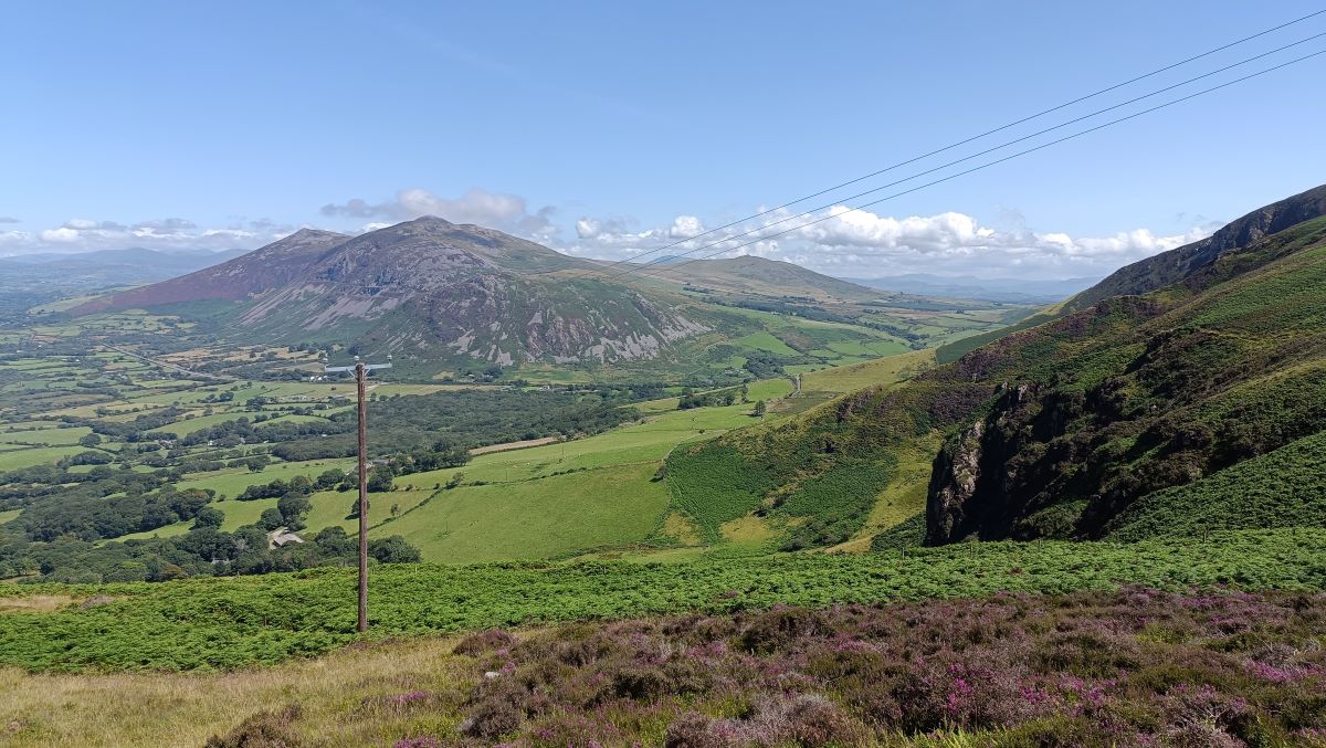 Path up from Nant Carpark dog friendly walkers family holiday cottage to rent Llyn Peninsula 16 Path up from Nant Carpark dog friendly walkers family holiday cottage to rent Llyn Peninsula 16